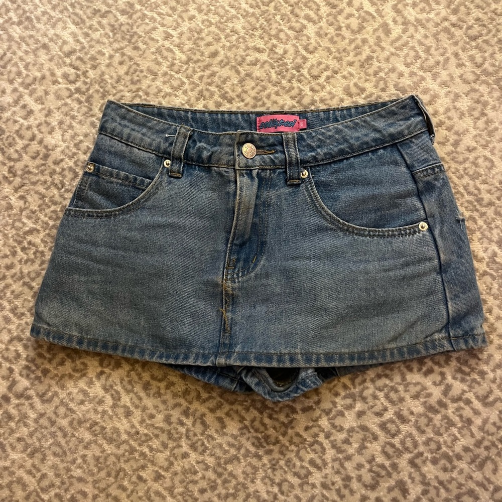 Edikted- Denim mini skirt with shorts built in